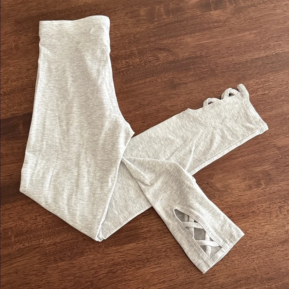 Old Navy lattice hem light gray leggings